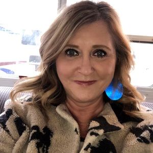 Meet your Posher, Lee ann